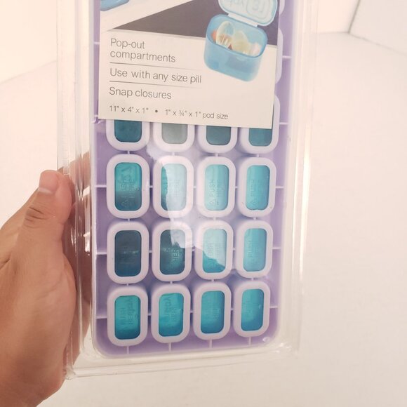 North American Blue 31 Day Large Pill Organizer Pop Out Compartments - Picture 6 of 8